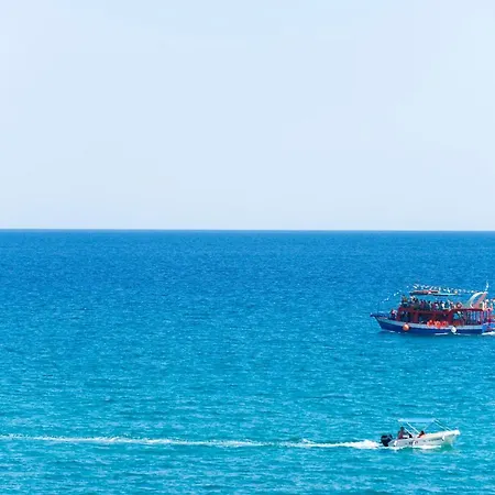 Ξενοδοχείο Acron *