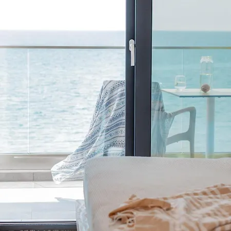 Acron Ξενοδοχείο *